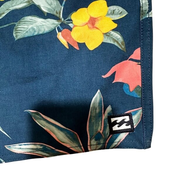 Billabong Big Boys Size 26 Blue Sundays Pro Mid Recycler Board Shorts Swim‎ NWT - Picture 4 of 8